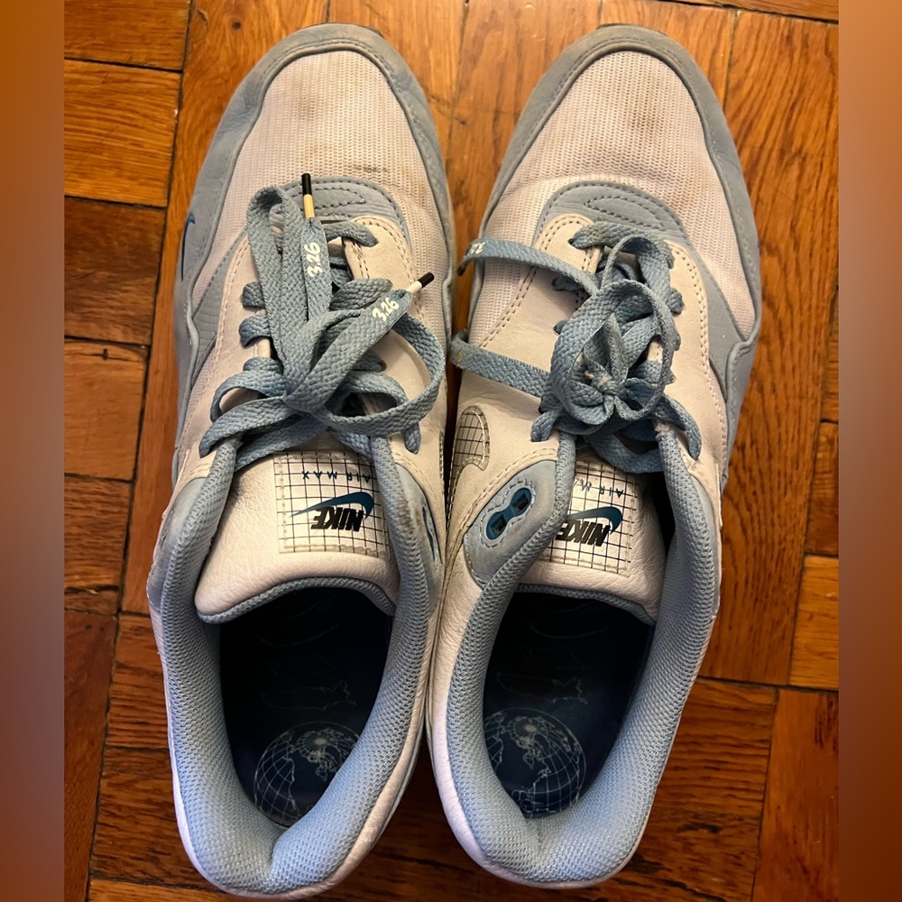 Nike Air Max Sneakers